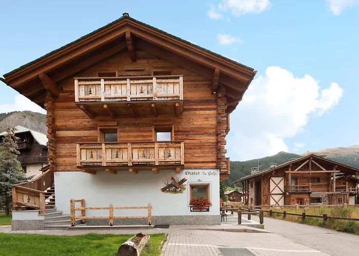 Chalet Leur Gusja Golp Quadrilocale