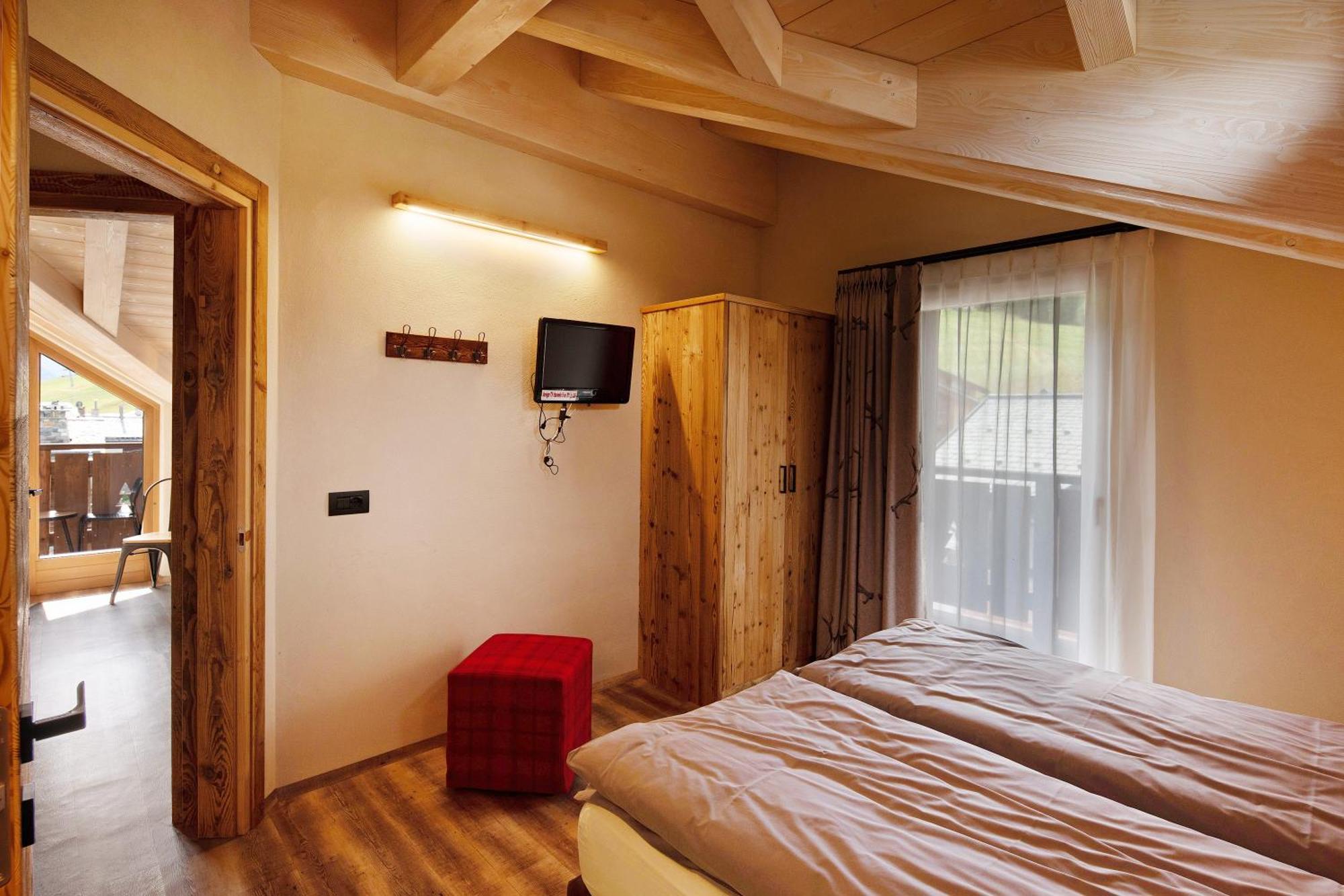 Leur Gusja Golp Quadrilocale Apartment