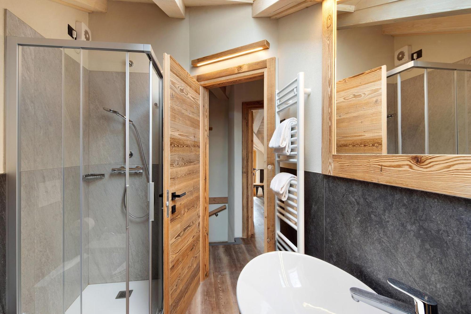Leur Gusja Golp Quadrilocale Apartment *